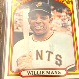 1972 Topps Willie Mays  in very good in conditions